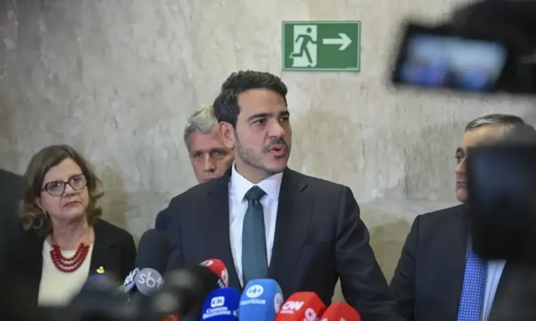 Jorge-Messias-2