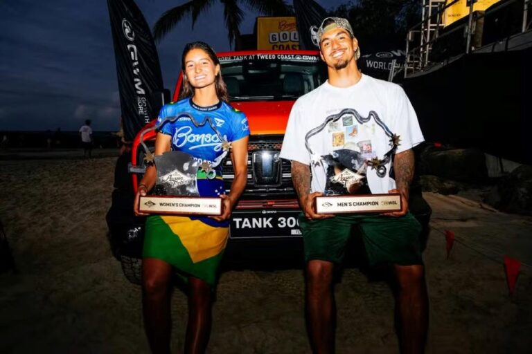 Luana-Silva-e-Gabriel-Medina-Foto-Beatriz-Ryder-WSL