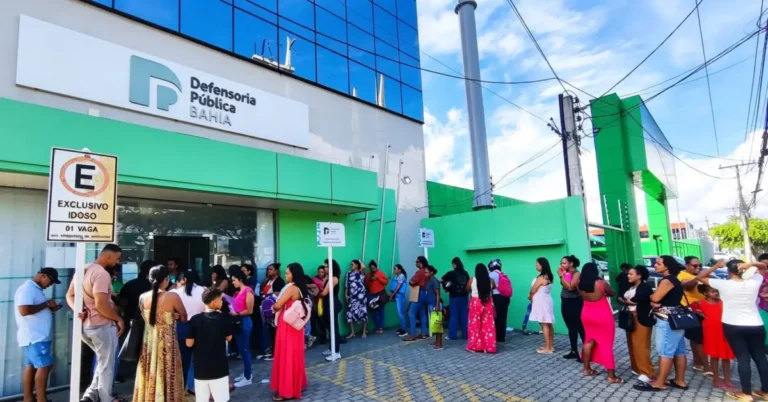 Maes-solo-no-mutirao-da-defensoria-em-Feira-ft-ed-santos-acorda-cidade-2