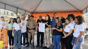 Manifesto-e-assinado-durante-evento-pelo-fim-do-abuso-e-exploracao-sexual-de-criancas-e-adolescentes-Foto-Divulgacao