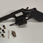 Material-apreendido-com-suspeito-que-morreu-apos-confronto-com-Policia-Militar-Foto-ASCOM-do-BPT-L-1