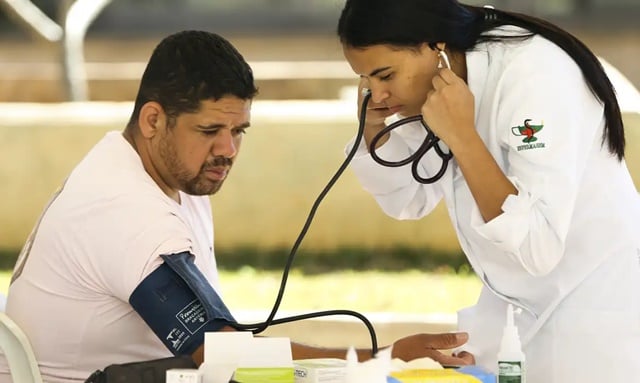 Plano-de-saude-atendimento-foto-marcelo-camargo-agencia-brasil