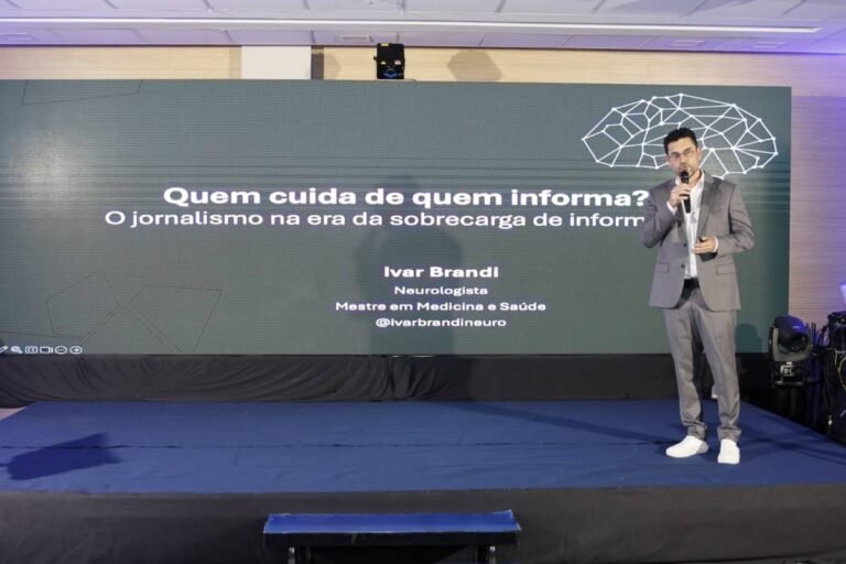 Quem-cuida-de-quem-informa