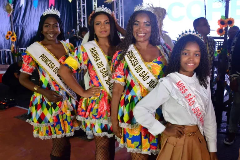 Rainhas-do-Sao-Joao-de-Feira-