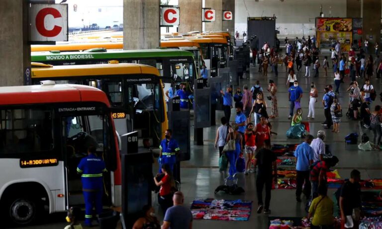 Rodoviaria-Foto-Marcelo-Camargo-Agencia-Brasil-050526