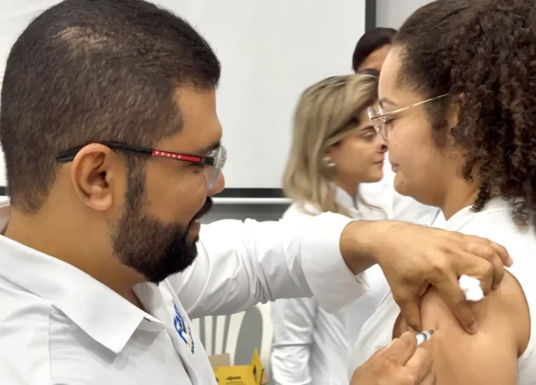 Vacinacao-Contra-a-Gripe-foto-Sara-Silva-1