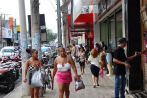 comercio-pessoas-populacao-Avenida-Senhor-dos-Passos-em-Feira-de-Santana-foto-Jefferson-Araujo-Acorda-Cidade-