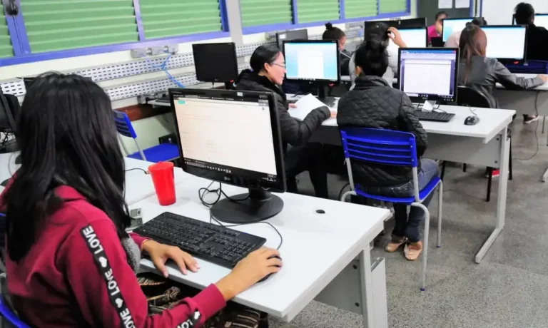 escola-publica-contectada