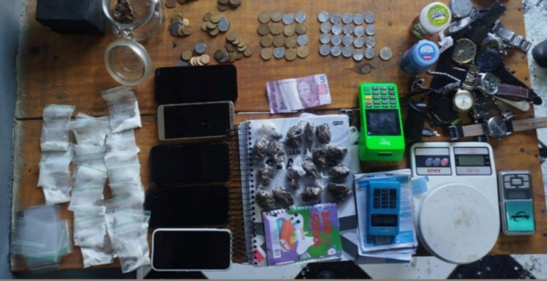 material-para-trafico-de-drogas-foto-reproducao-