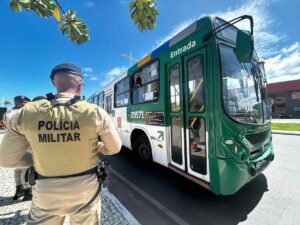Acoes-policiais-alcancam-reducao-de-77-dos-roubos-a-onibus-na-Bahia-Foto-Divulgacao-SSP-290626