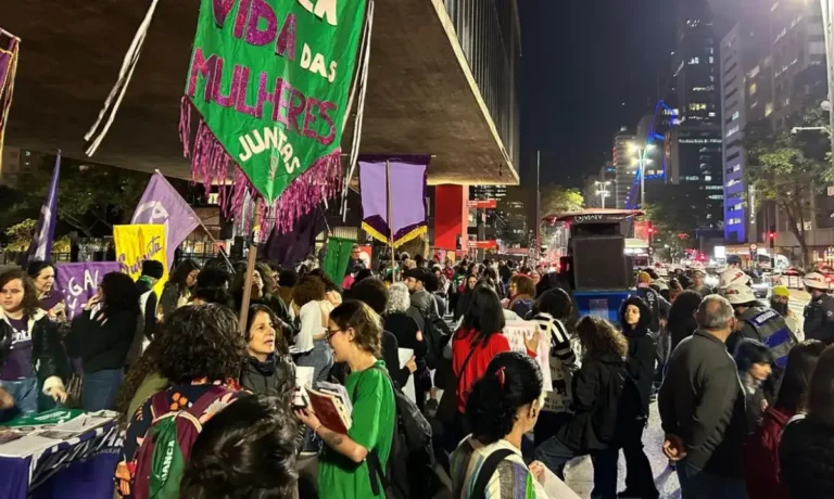 Ato-em-Sao-Paulo-contra-absolvicao-em-caso-de-estupro