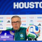 Carlo-Ancelloti-em-coletiva-na-vespera-do-jogo-contra-o-Japao-Foto-Rafael-Ribeiro-CBF