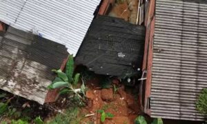 Chuvas-e-deslizamento-de-terra-em-Salvador