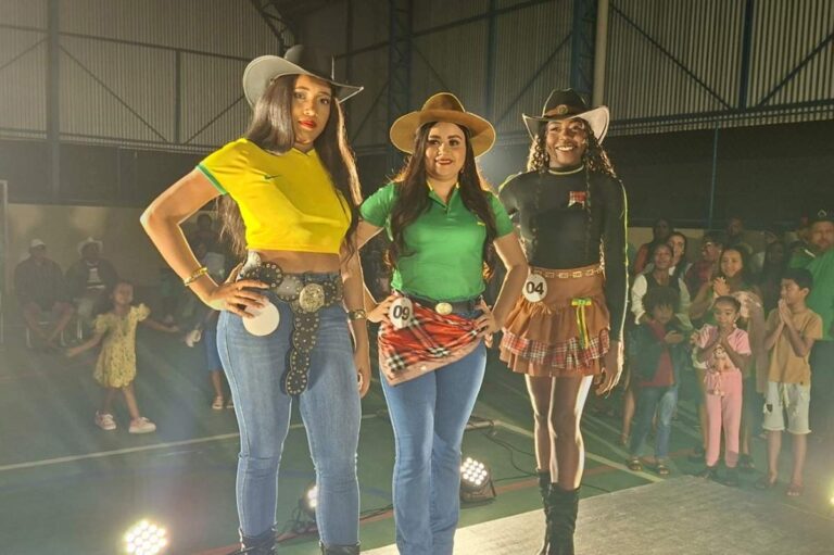 Eleicao-rainha-e-princesas-do-Sao-Joao-em-Maria-Quiteria