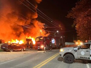 Empresa-de-Iury-sofreu-um-incendio-em-dezembro-de-2025-Foto-Giro-em-Ipiau-1