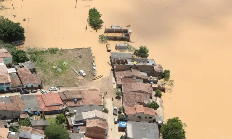 Enchente-na-Bahia-em-2021-Foto-Isac-Nobrega-PR