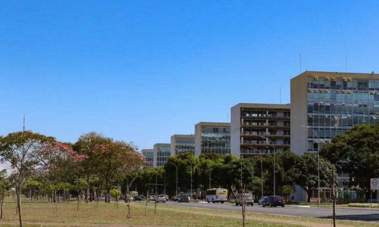 Esplanada-dos-Ministerios-em-Brasilia-Foto-Antonio-Cruz-Agencia-Brasil