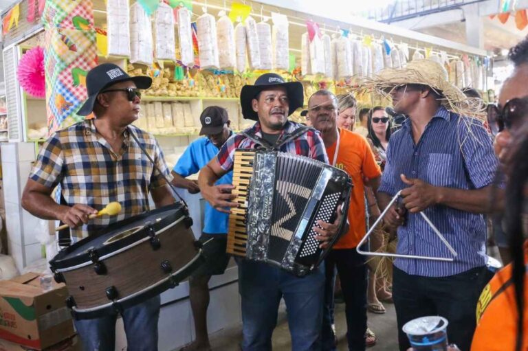 Forro-na-Feira-anima-visitantes-e-feirantes2