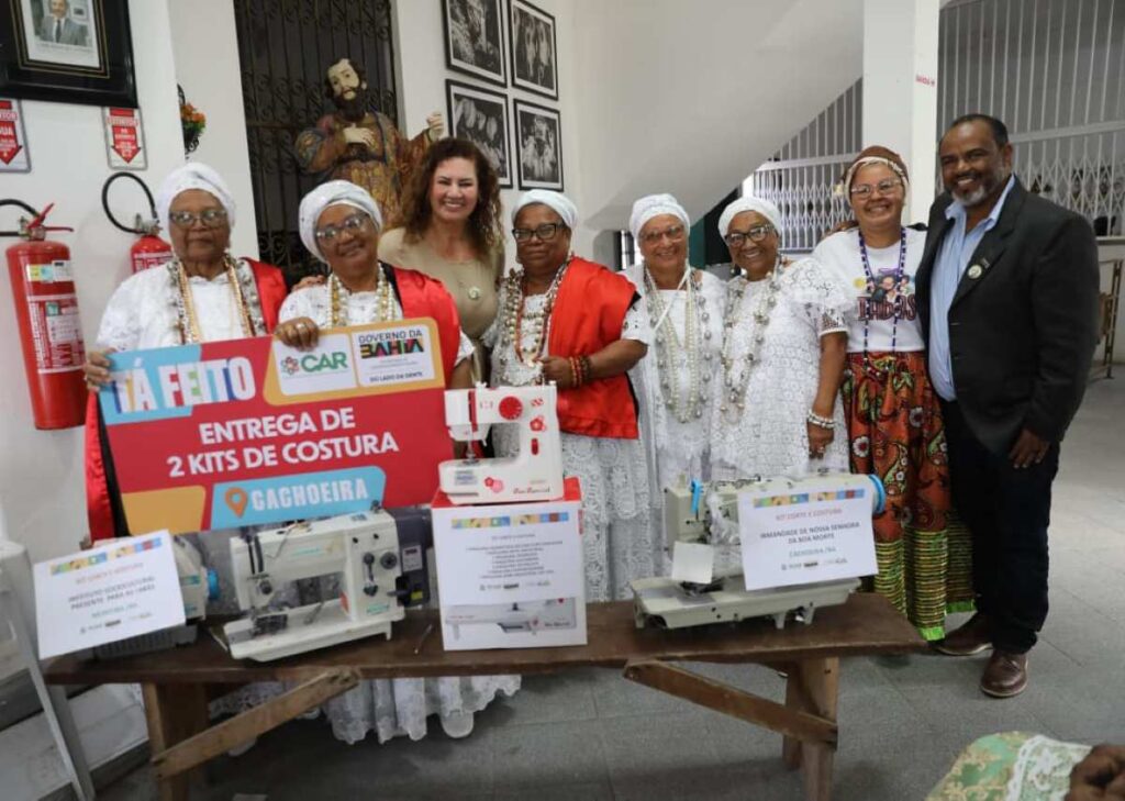 Governo-da-Bahia-apoia-empreendedorismo-feminino-com-entrega-de-kits-de-costura-no-Reconcavo-Foto-Geraldo-Carvalho