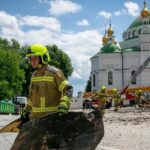 Mosteiro-da-Ucrania-bombadeada-pela-Russia