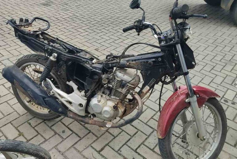 Motociclita-apreendida-apos-latrocinio