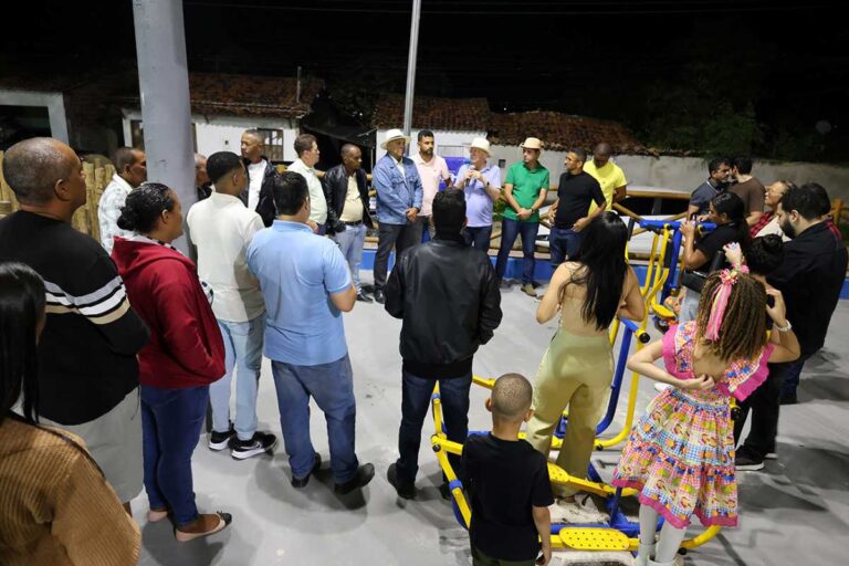 Nova-praca-no-povoado-do-Jacu-no-distrito-da-Matinha-e-inaugurada-com-apresentacoes-e-muito-forro-Foto-Washington-Nery-2