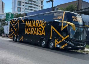 Onibus-de-Maiara-e-Maraisa-Foto-Dilton-Coutinho-Acorda-Cidade-2