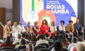 Sambistas-debatem-politicas-publicas-para-trabalhadoras-na-cultura-Foto-Filipe-Araujo-MinC-230626