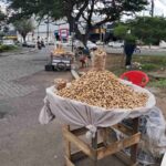 Vendas-de-amendoim-em-Feira-de-Santana_-foto-Ney-Silva-AC