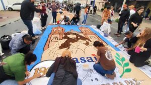 confeccao-dos-tapetes-de-corpus-christi-em-Feira-de-Santana-foto-Ed-Santos-Acorda-Cidade-01