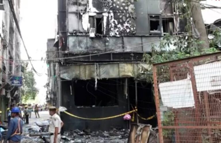 incendio-em-Nova-Deli-na-India_-foto-reproducao-redes-sociais-X