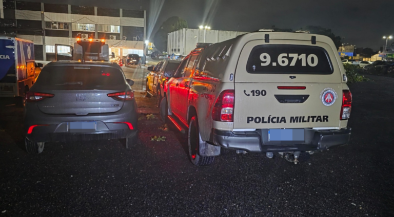 policia-carro-recuperado-foto-divulgacao-