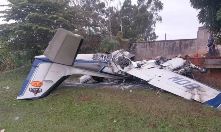 queda-de-aviao