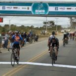 Ciclistas-desafiam-o-frio-nos-treinos-para-participar-do-Desafio-Itambe-Conquista