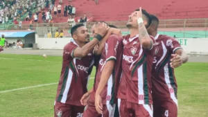 Fluminense-e-Feira-FC-ft-ed-santos-acorda-cidade