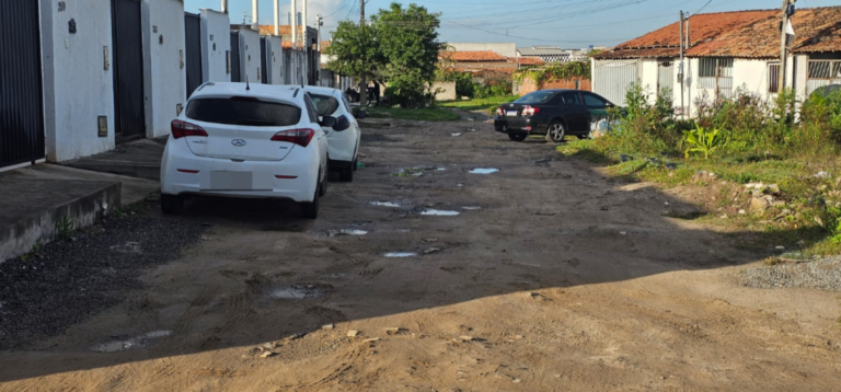 Moradores-reclamam-de-abandono-e-cobram-calcamento-de-ruas-na-Mangabeira-foto-Paulo-Jose-Acorda-Cidade-05