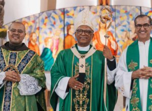 Novo-reitor-assume-Santuario-Santo-Antonio-dos-Capuchinhos-em-Feira-de-Santana