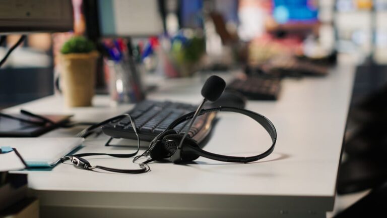 Operador-de-telemarketing_-call-center_-foto-Magnific