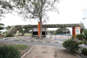 Portico-Uefs-Foto-Bernardo-Bezerra-