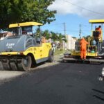 Prefeitura-inicia-pavimentacao-de-mais-cinco-ruas-no-bairro-Conceicao-em-Feira-de-Santana-Foto-Washington-Nery