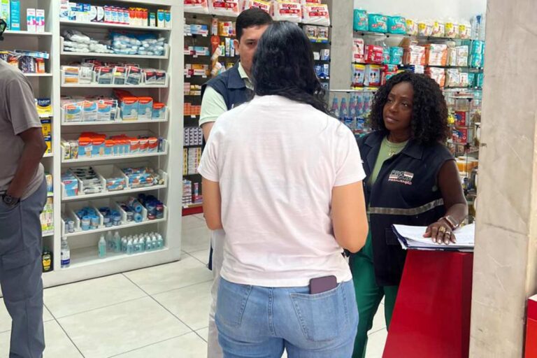 Procon-notifica-farmacias-Foto-Divulgacao-Procon