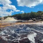 cachoeira-agua-de-rio-natureza-beleza-foto-queviagemeessa_