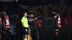 jogador-do-vitoria-Foto-Mauricia-da-Matta-Bahia-Noticias