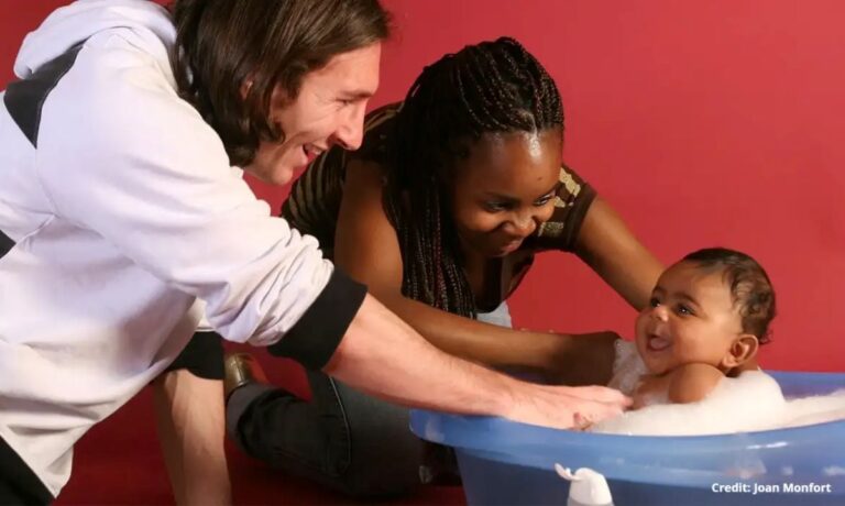 messi-e-yamal-bebe-Foto-Joan-Monfort-Unicef-170726