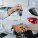 Chave-de-carro-compra-de-carro-Foto-andreswd-iStock