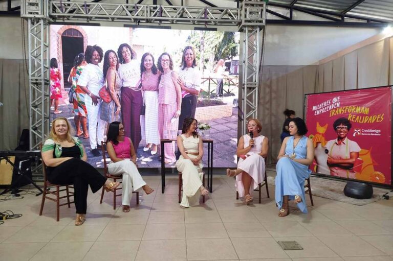 Ella-Lidera-fortalece-empreendedorismo-e-autonomia-financeira-de-mulheres-em-Feira-de-Santana