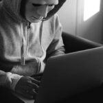 Hacker-computador-crime-cibernetico-Foto-Reproducao-Magnific-rawpixelcom_