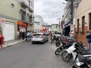 Homem-e-morto-a-tiros-dentro-de-loja-de-empada-em-Jacobina-Foto-Reproducao-Augusto-Urgente