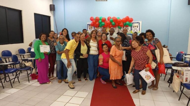 Inscricoes-abertas-para-Programa-de-Alfabetizacao-e-Letramento-de-Jovens-e-Adultos-Foto-Divulgacao-10082