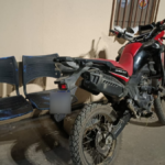 Motocicleta-encontrada-na-estrada-do-Besouro-Distrito-de-Maria-Quiteria-em-Feira-de-Santana-corpo-mulher-morta-foto-divulgacao-